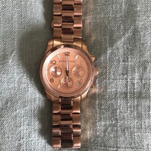 Michael kors rose gold watch